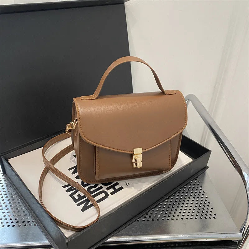 Retro style horizontal square messenger bag in PU leather with crossbody strap and document compartment