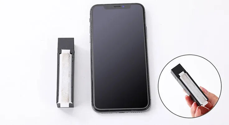 Portable mobile phone screen cleaning kit containing 40 disposable wipes in black packaging