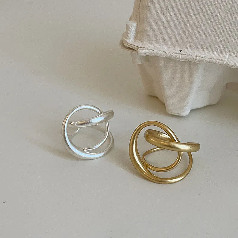 Three-dimensional interlaced matte metal geometric open ring in gold and silver plating options