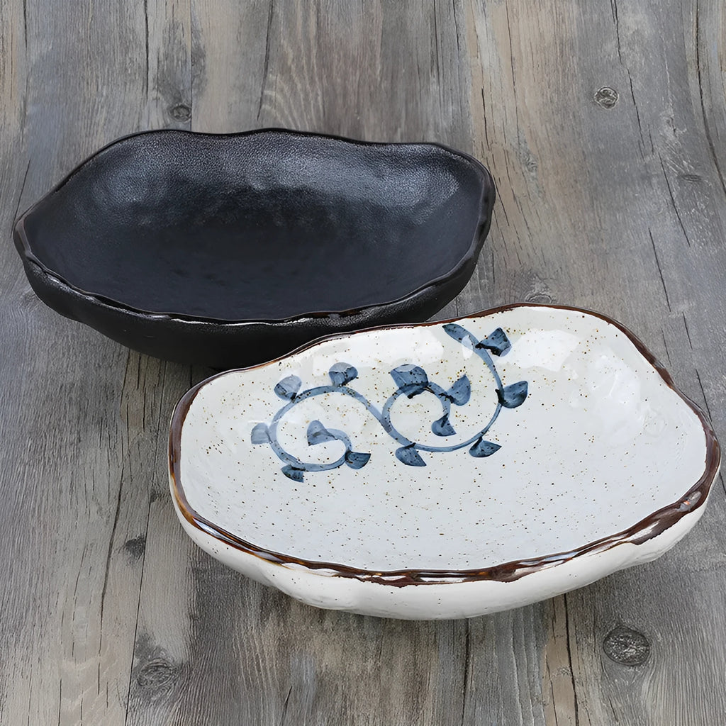 Creative Japanese style coarse pottery porcelain bowl with floral glaze and sauce dish.
