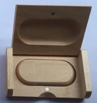 Wooden USB drive gift set with maple shell and storage box