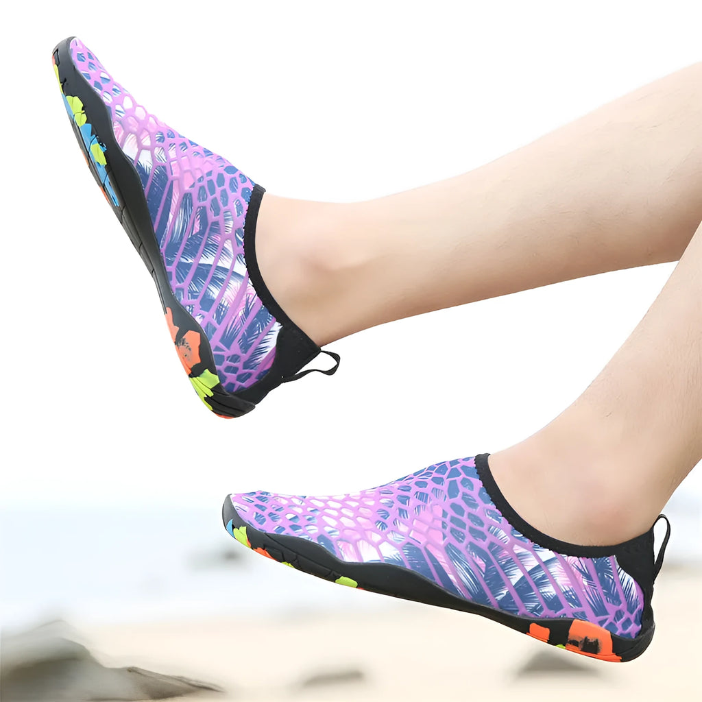 Lycra fabric beach wading shoes with EVA foam midsoles in multiple colours