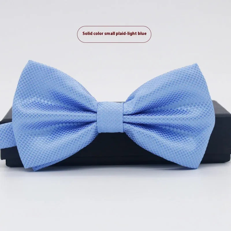 Flat head style bow tie in small plaid pattern measuring 12x6cm for formal wedding and business wear