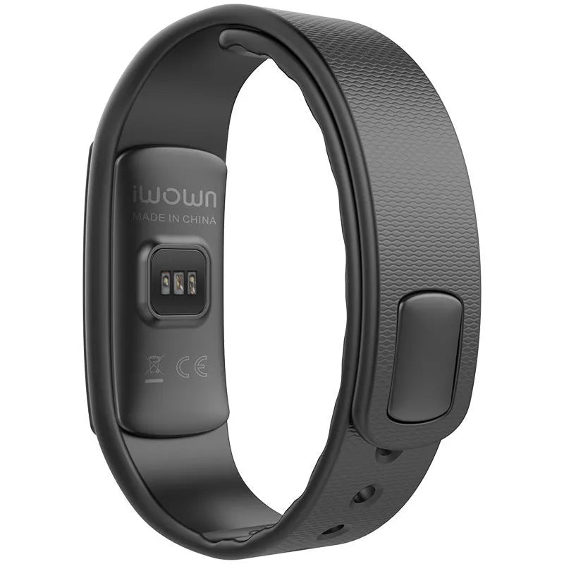 I6 smart sports bracelet with 0.96-inch colour screen and TPU wristband in black or green colours