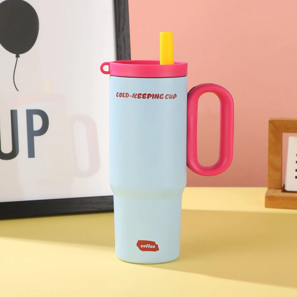Large capacity insulated straw cup with handle in multiple colour options for DIY drinks