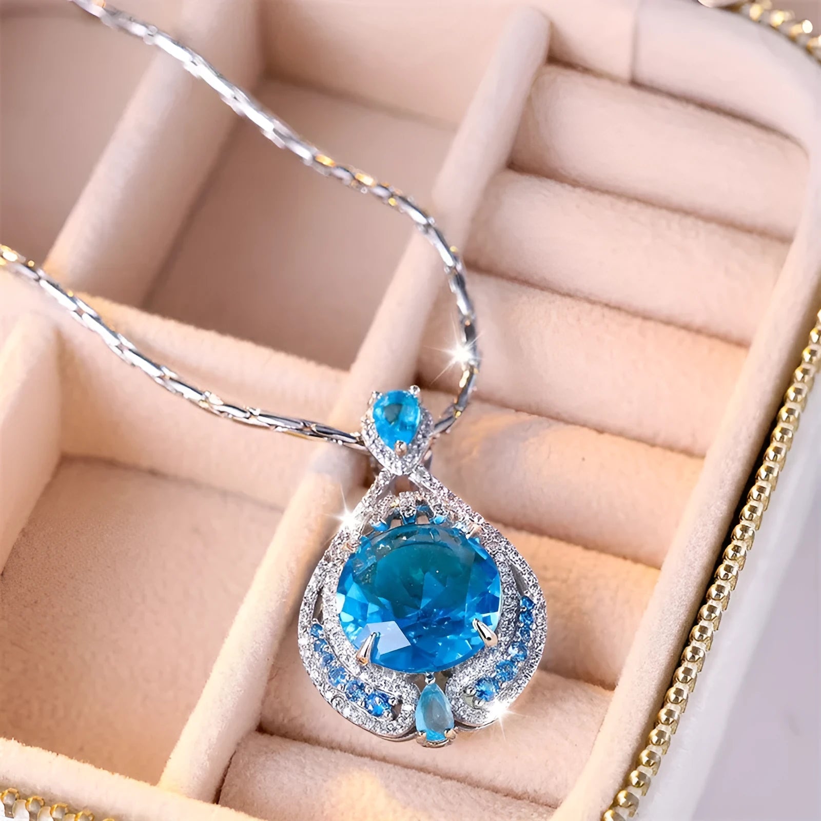 Simple blue fireworks cut crystal pendant necklace for women with water wave chain
