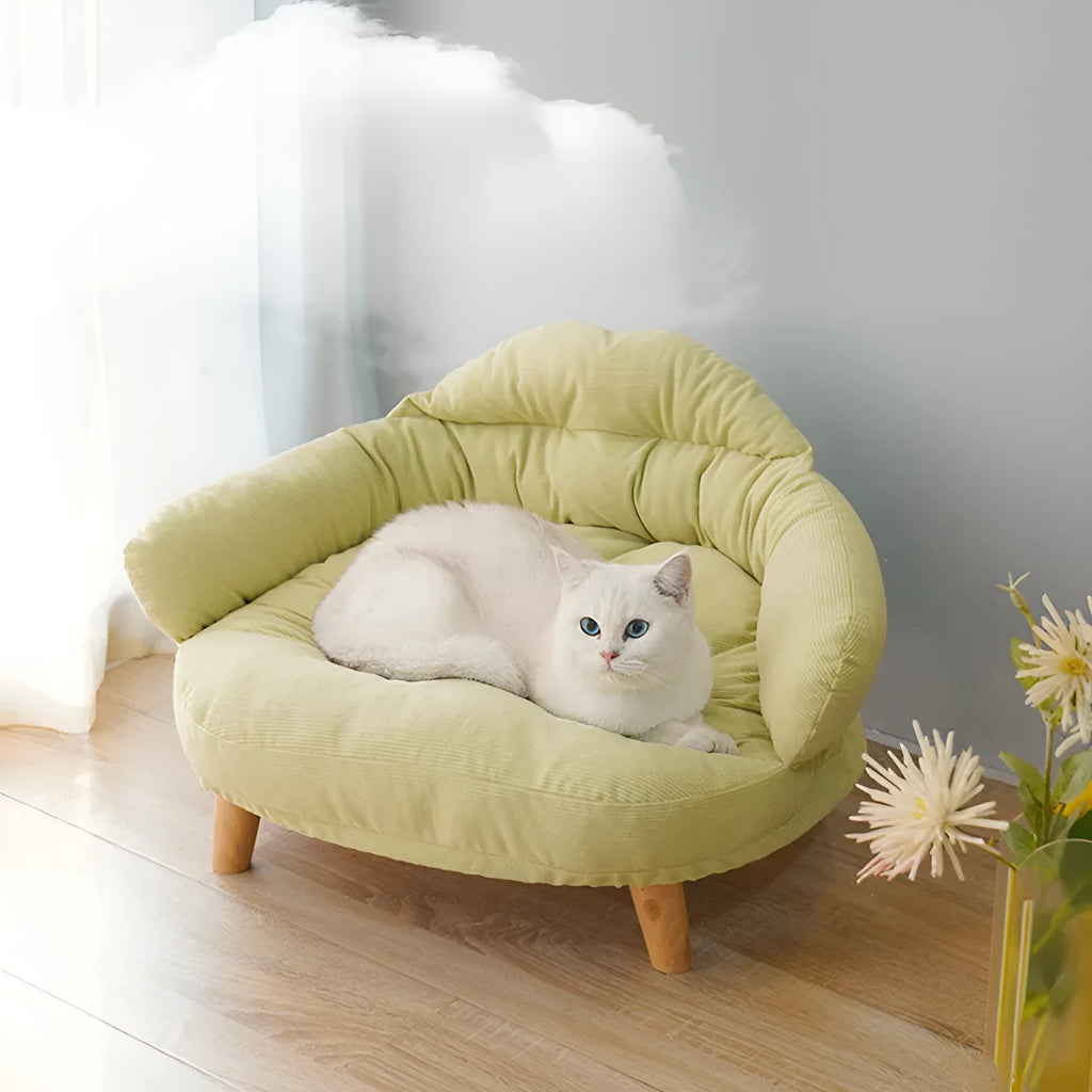 Four Seasons universal solid wood cat bed in green with off-ground design and thickened animal bed surface