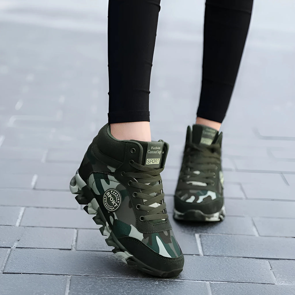 Green camouflage pattern women's canvas sneakers with a rubber sole.