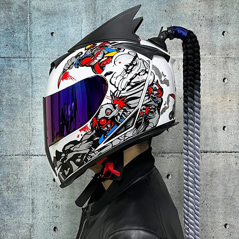 Couples' full-face motorcycle helmet in ABS plastic, shown in a graphic style like Black Clown or Blue Diamond.