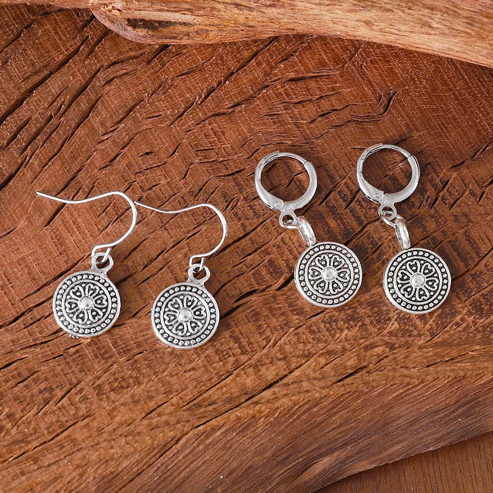 Geometric bohemian style earrings with distressed retro round ethnic print in zinc alloy