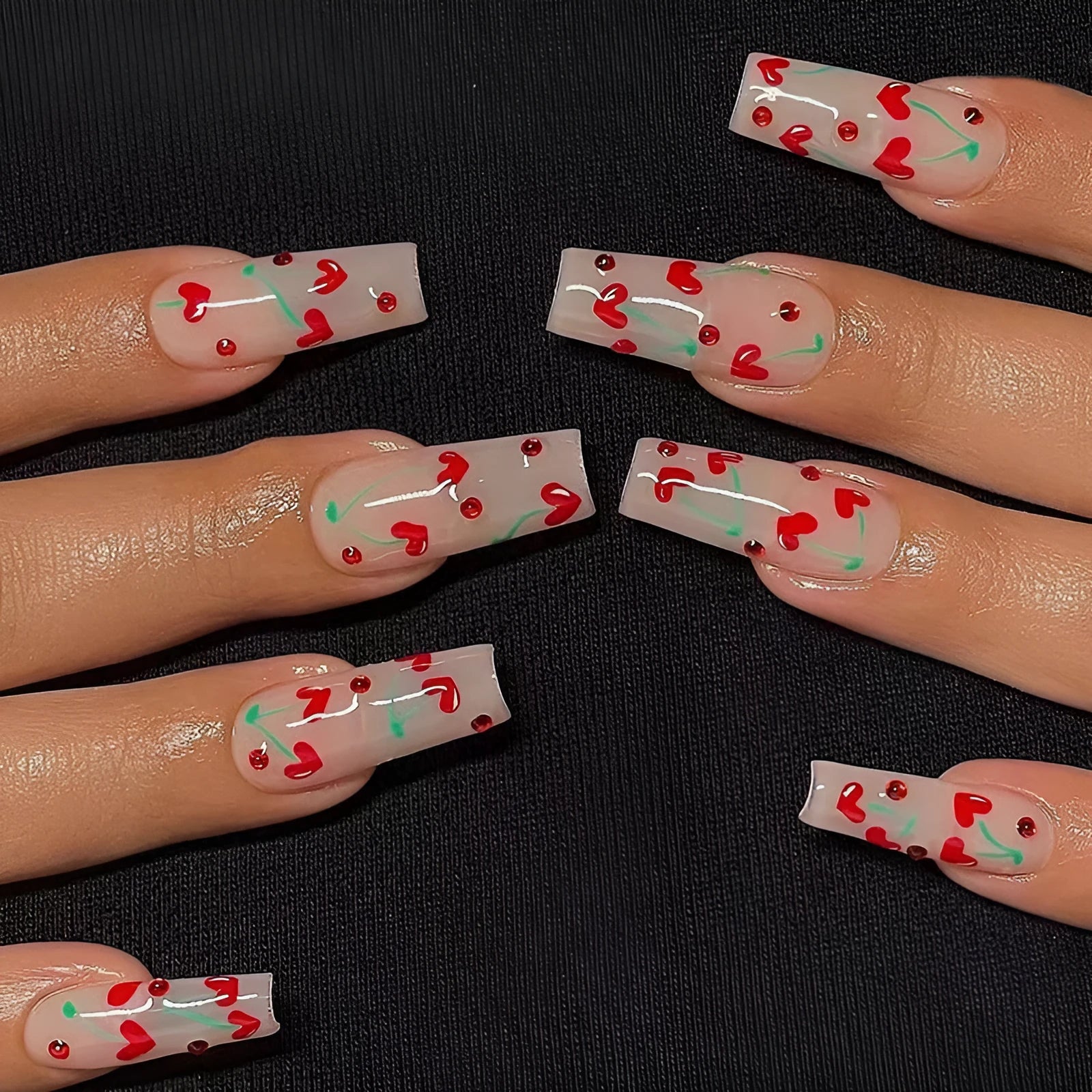 JP1601 French Love design artificial press-on nails, 24 pieces on an armour sheet with glue.