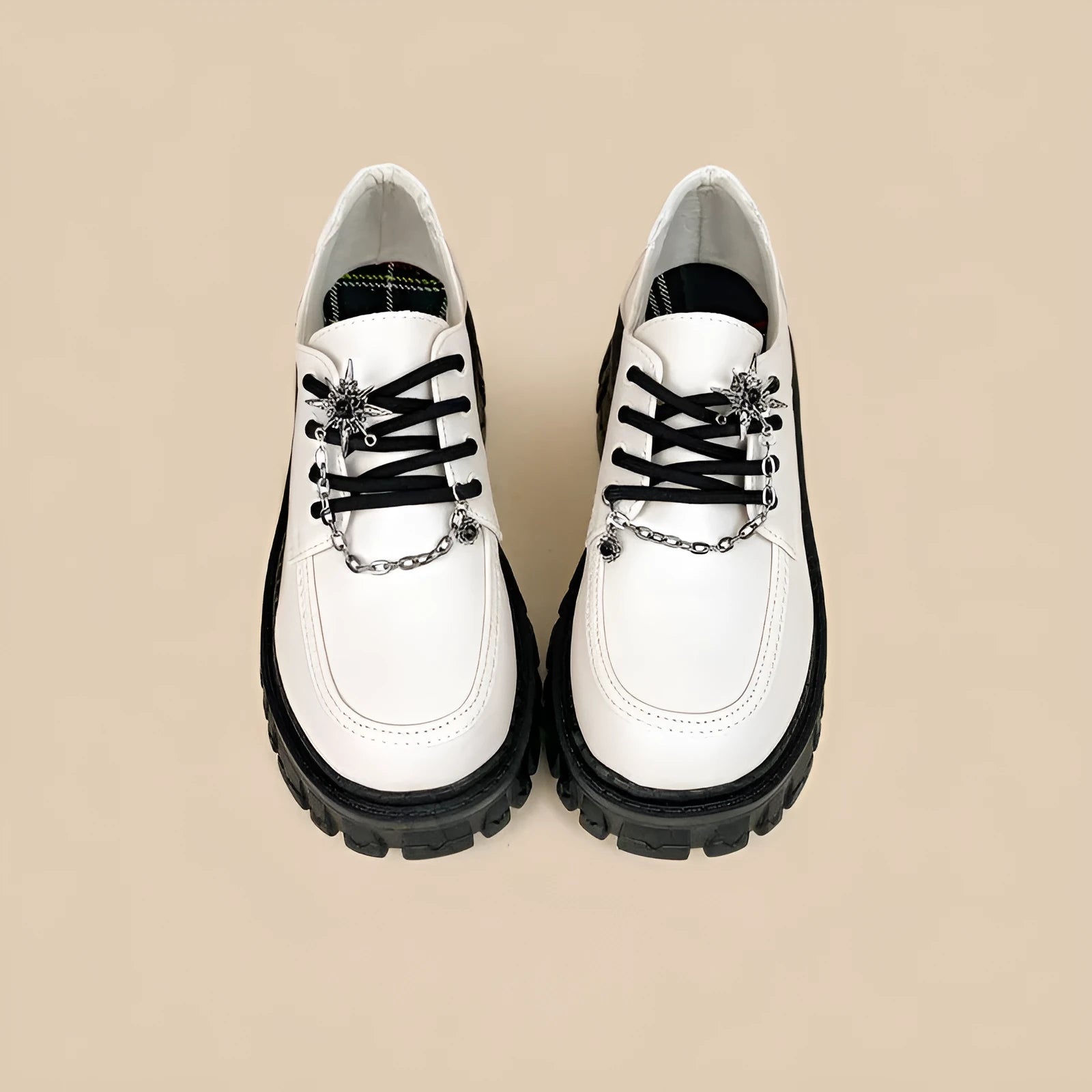 Women's preppy style loafers with metal cross shoulder straps in Duke Asterism colour