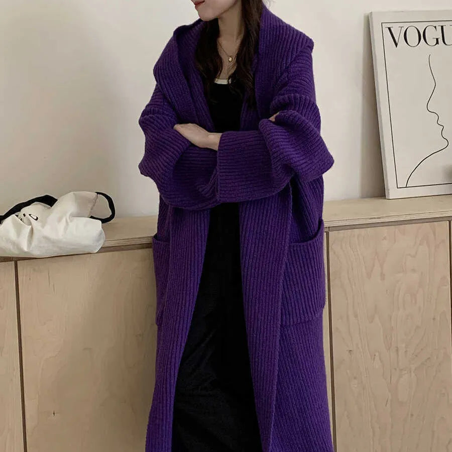 Women's loose hooded cardigan coat in acrylic fabric with 80cm length and raglan sleeves