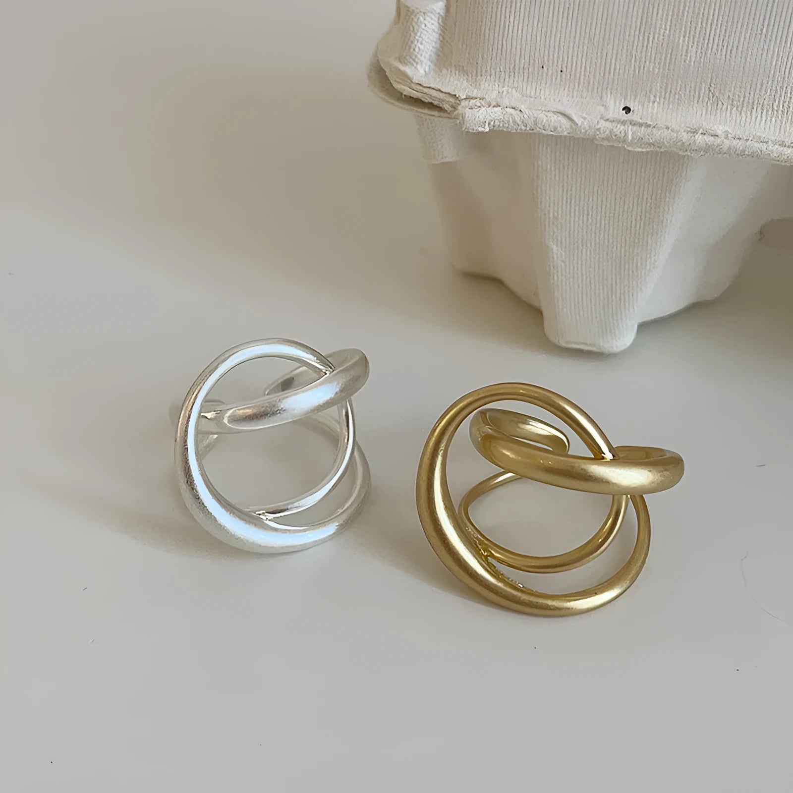 Three-dimensional interlaced matte metal geometric open ring in gold and silver plating options