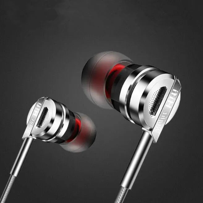 Metal HIFI earphones with smart wire control in black or silver colour