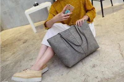 Women's simple fashion handbag shoulder bag in black and grey colours