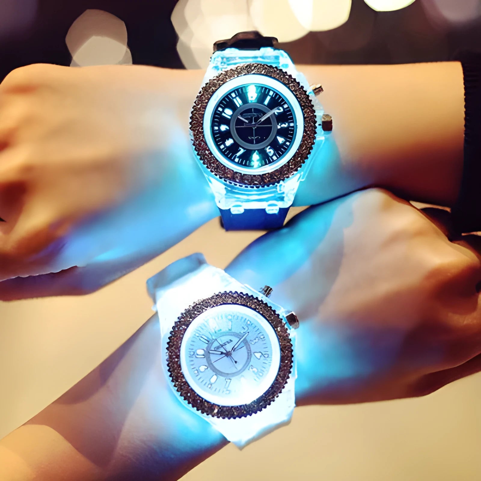 Geneva women's luminous quartz watch with 43mm alloy case and silicone strap in various colours