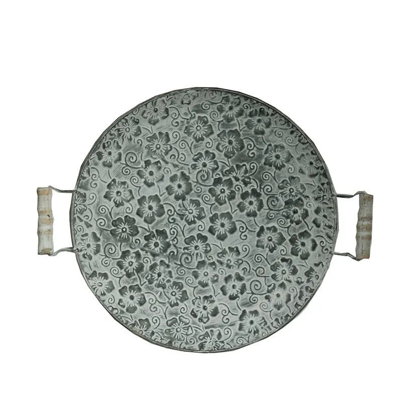 Round wrought iron storage trays in European style with 34cm and 28cm diameters