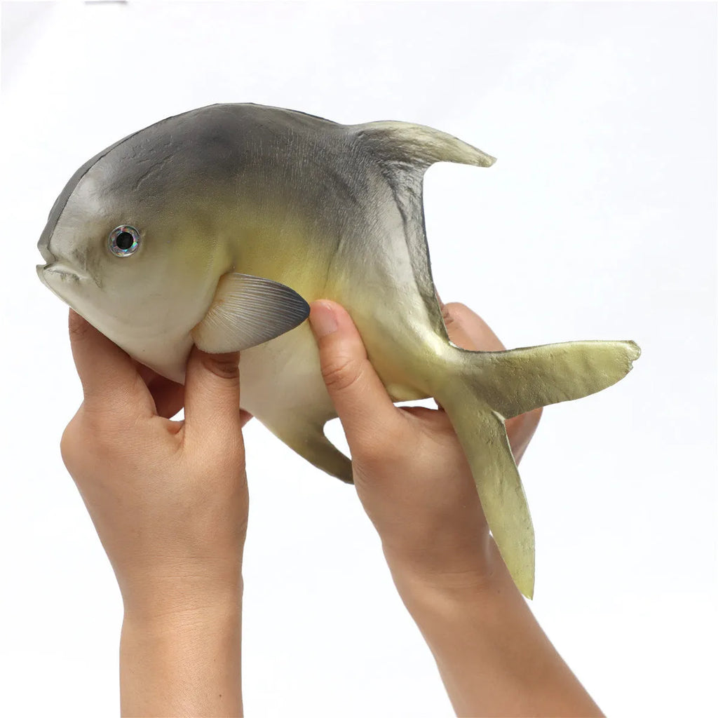 Three PU simulated fish ornaments - yellow-fin tuna, yellow croaker and flower fish models for decorative display