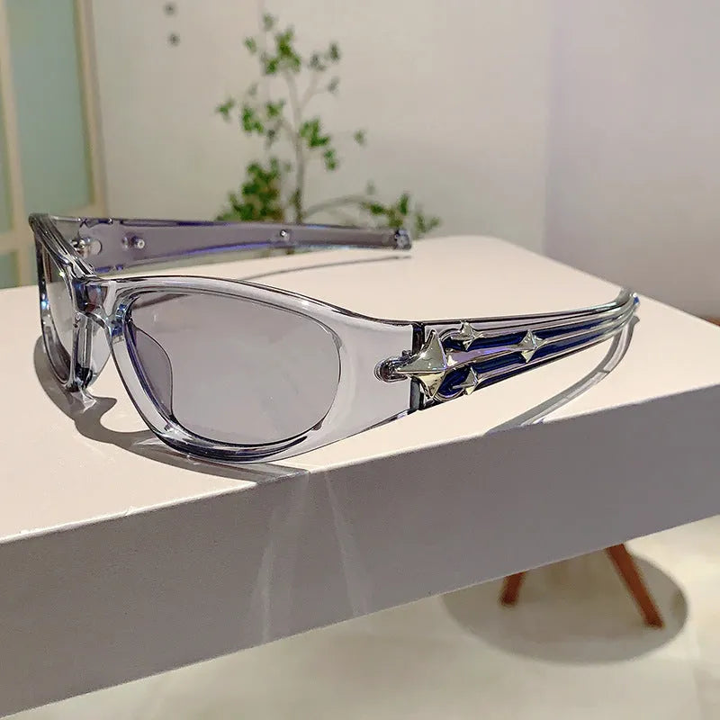 Outdoor sports sunglasses with PC frame and lens in category 3 sun protection with windproof design