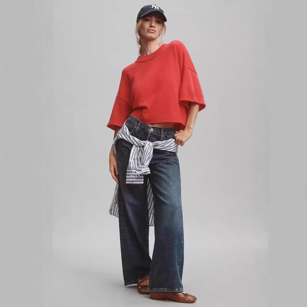 Red or white women's short viscose fibre T-shirt with an exposed navel design.