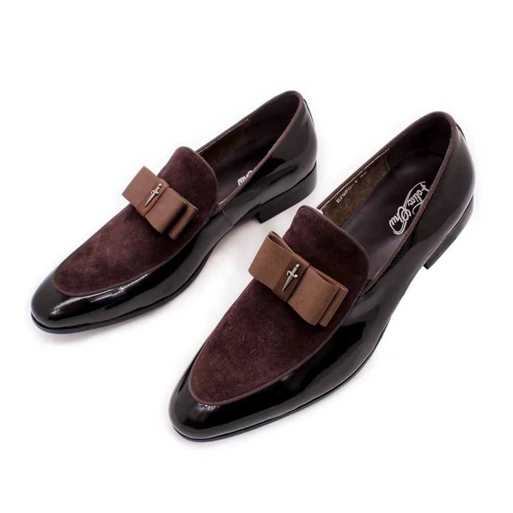 Men's low top formal shoes with glossy patent leather, matte cowhide, tassel detail and rubber sole in black, blue, brown or red.