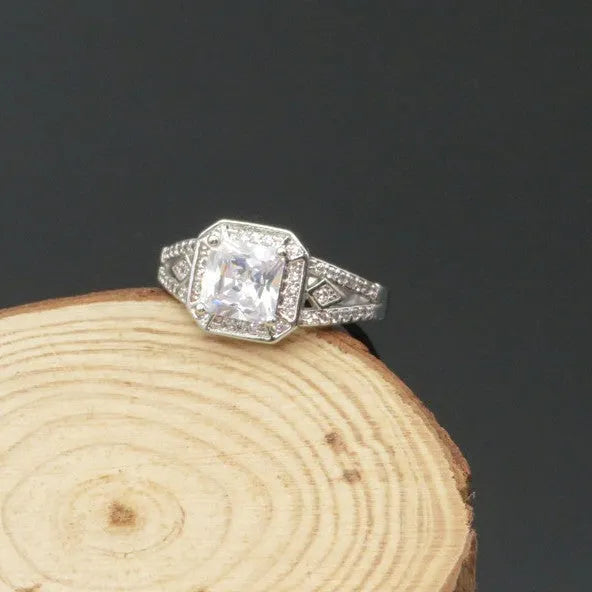 Women's geometric zircon ring with hollow quadrilateral design in platinum colour