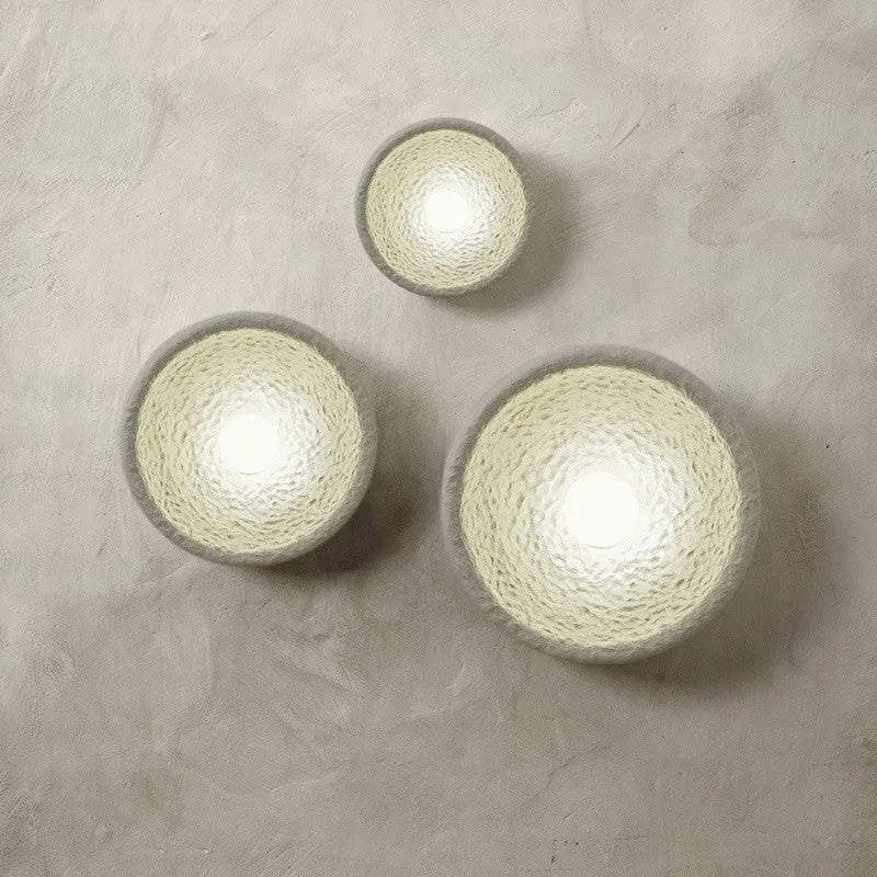 Japanese minimalist resin wall lamp shown in 20cm, 26cm, and 32cm diameter sizes