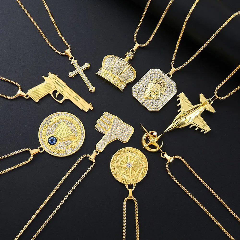 Gold-coloured geometric alloy pendant necklace with an inlaid zircon stone for women.
