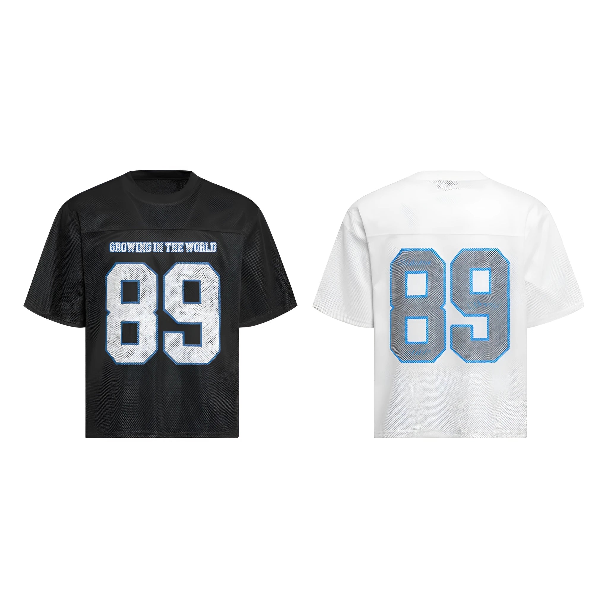 Loose-fitting casual T-shirt in white or black colour with short sleeves and pullover style