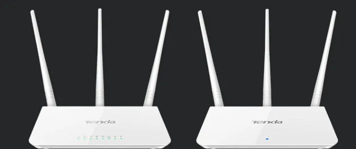 White wireless router with dual-band 2.4GHz and 5GHz support for broadband connections