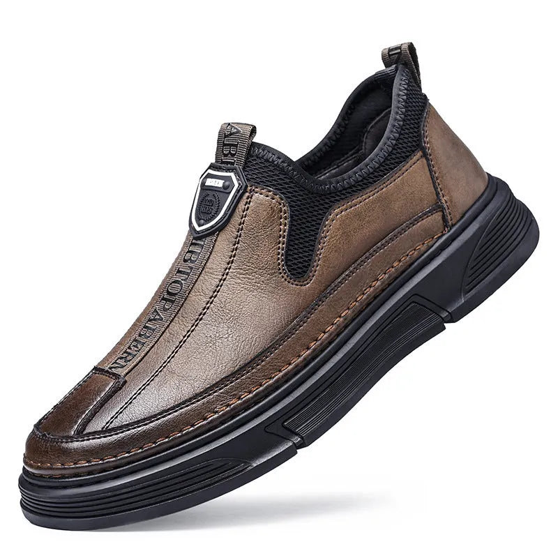 Men's solid colour leather casual shoes with round toe in black and brown on a white background.