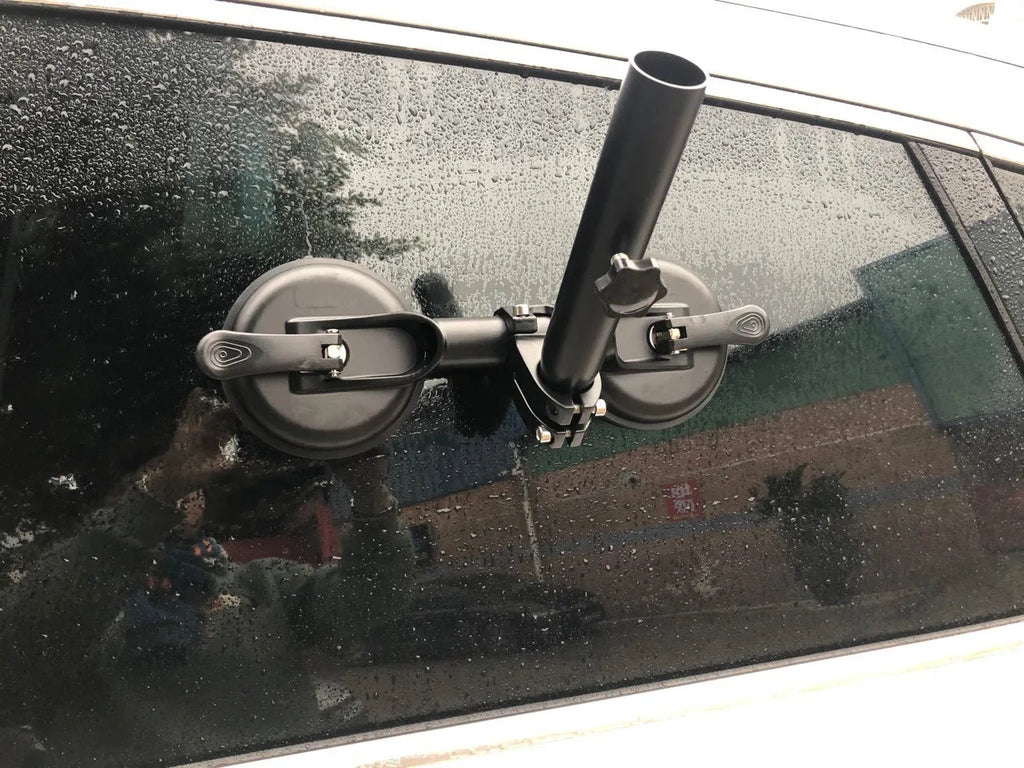 Black off-road car sucker base with rubber suction cup for windscreen flagpole mounting