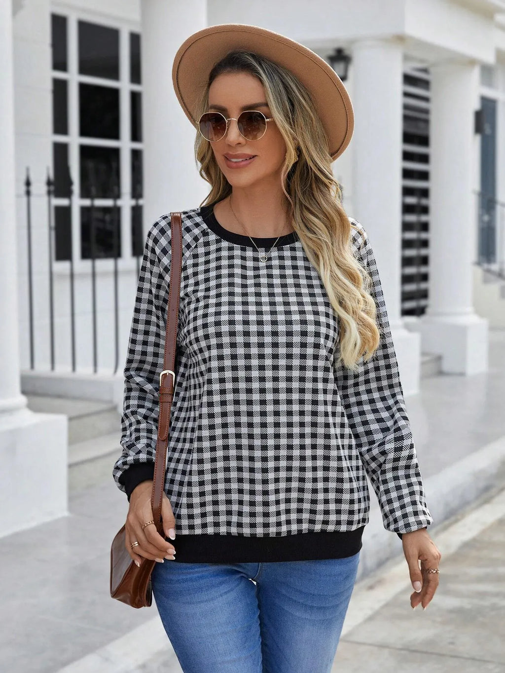 Black Japanese sweet plaid pullover long sleeve polyester sweater with striped pattern