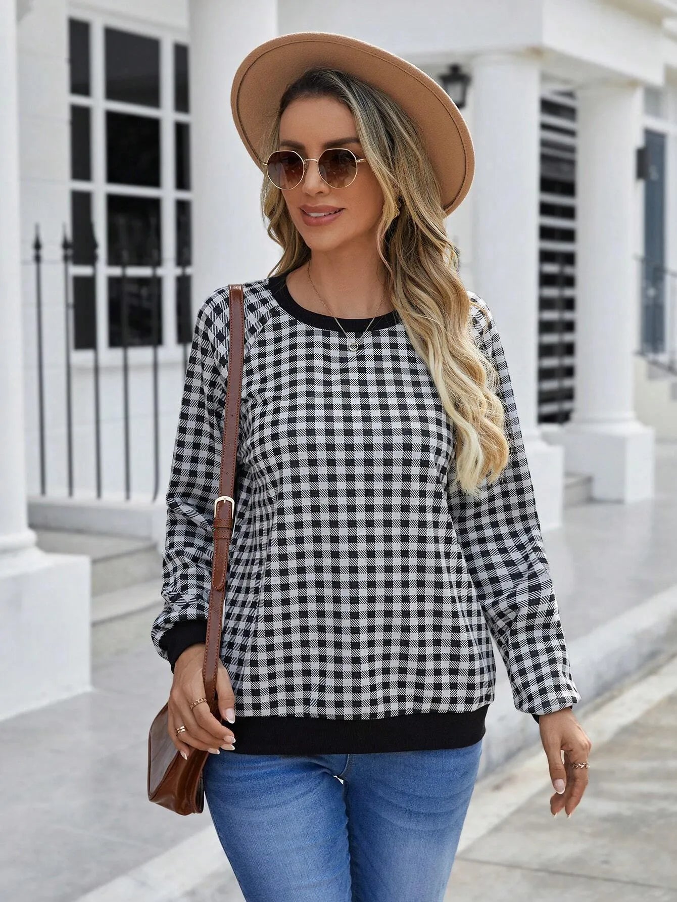 Black Japanese sweet plaid pullover long sleeve polyester sweater with striped pattern