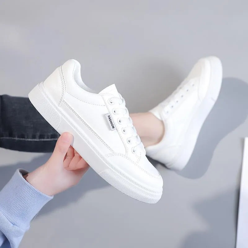 Women's white and brown Korean-style low-top casual sneakers with artificial PU upper.