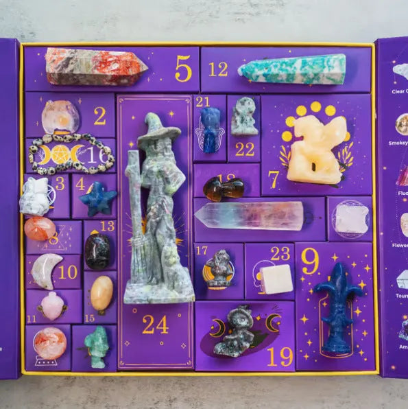 Paper Halloween countdown gift box measuring 33.5cm wide by 30.5cm high