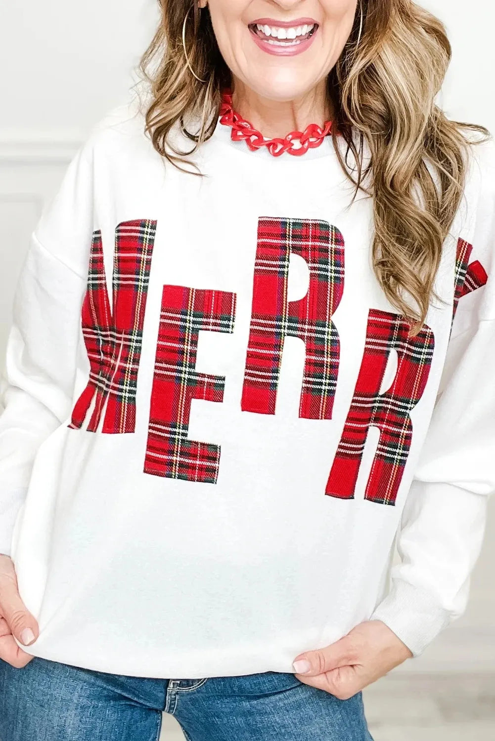 Women's white embroidered letter pattern side plaid loose fit long sleeve pullover sweater