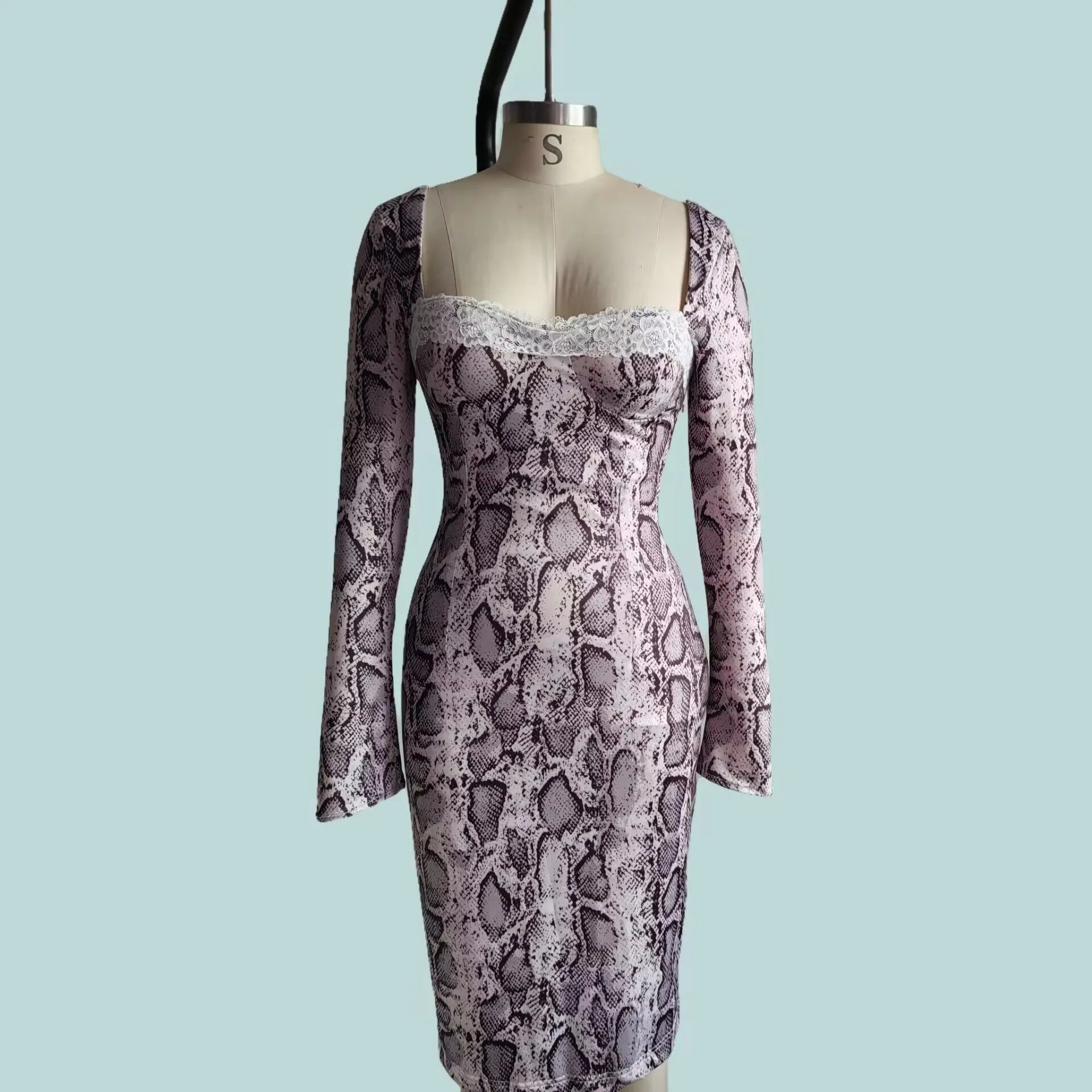 Grey women's slim fit lace dress with 3D printed pattern and long sleeves