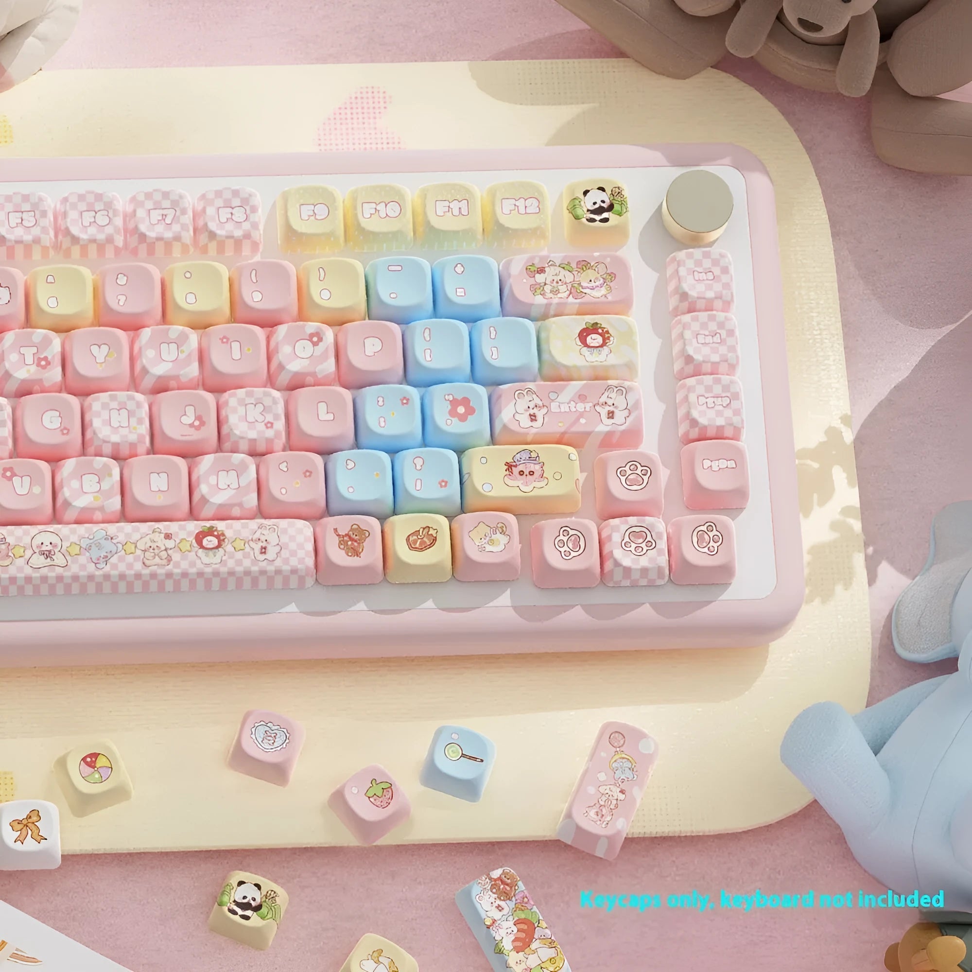 Clip Doll original cute character design mechanical keyboard key cap set for 112-key or 120-key layout.