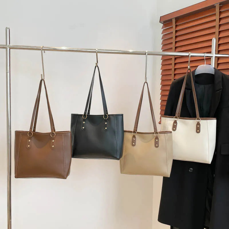 Korean style shoulder underarm bag in PU leather with sandwich pocket design, horizontal square shape