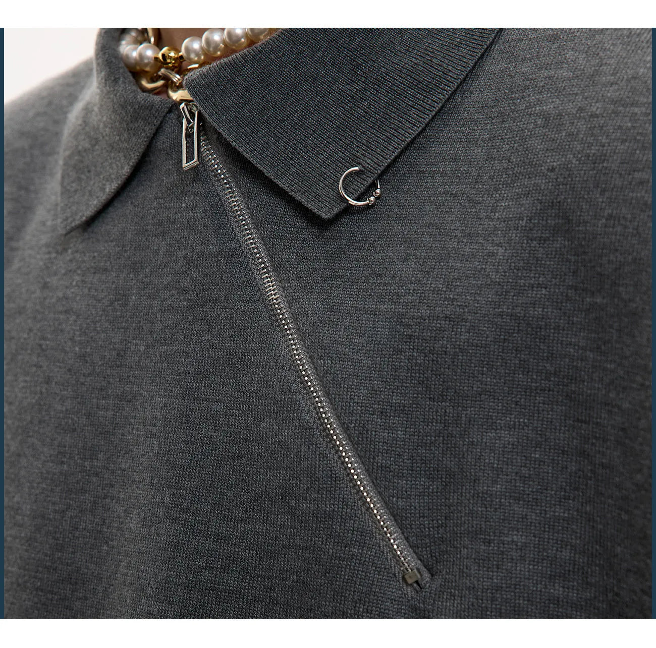Black slim-fit knitted polo shirt for men with an oblique front zipper and lapel collar.