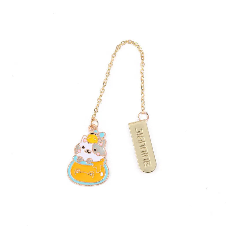 Creative metal pet cat bookmark with cartoon design measuring 3.8cm by 18.3cm