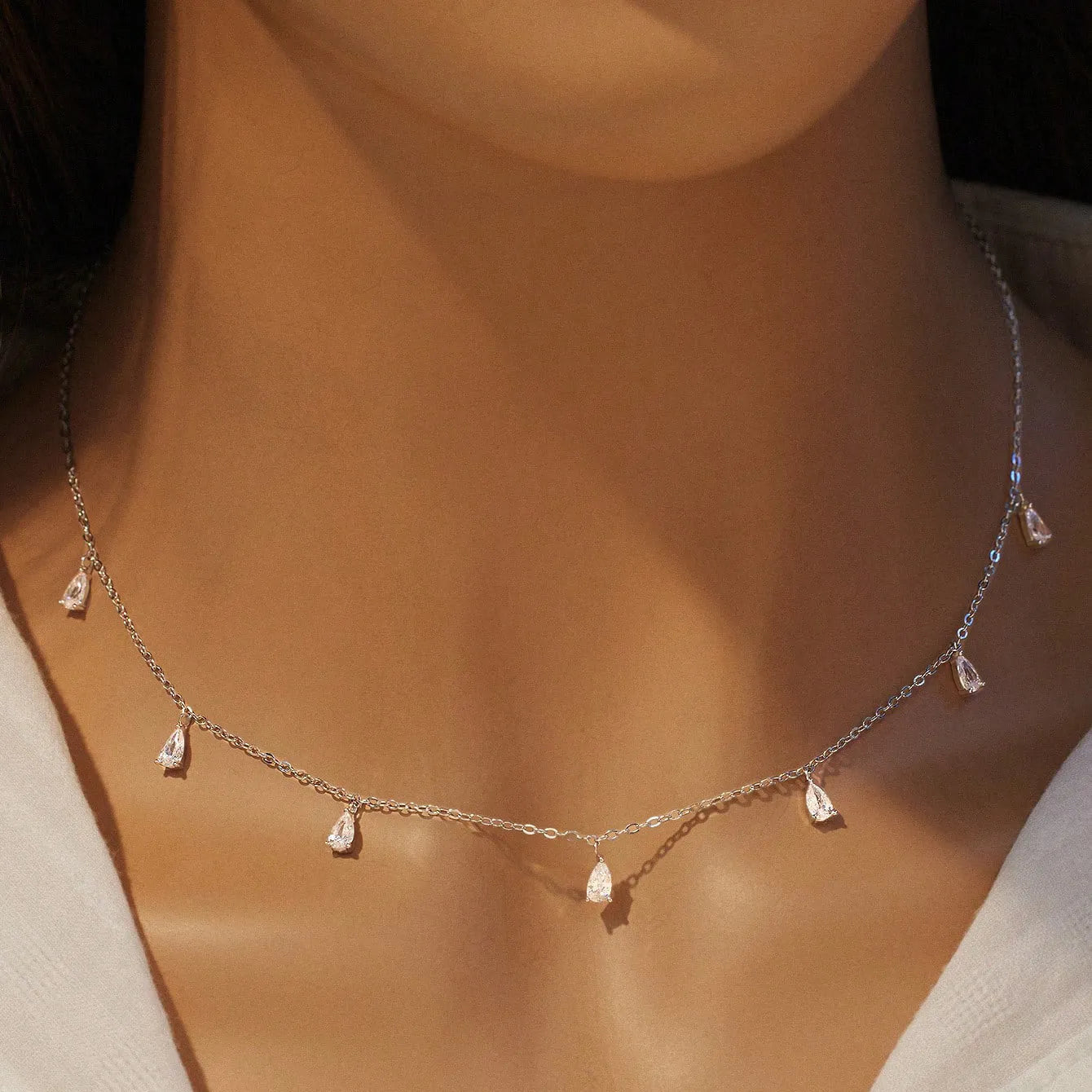 Drop-shaped artificial zircon pendant necklace on 925 silver chain in rose gold electroplated finish