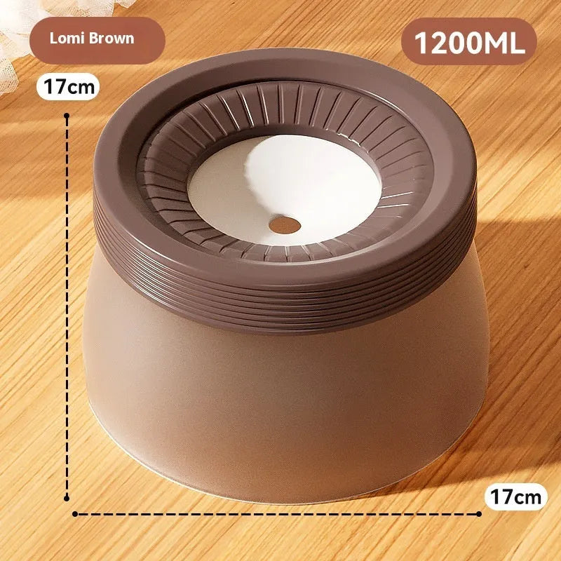 Green PP silicone suspended pet water bowl for dogs and cats on a white background