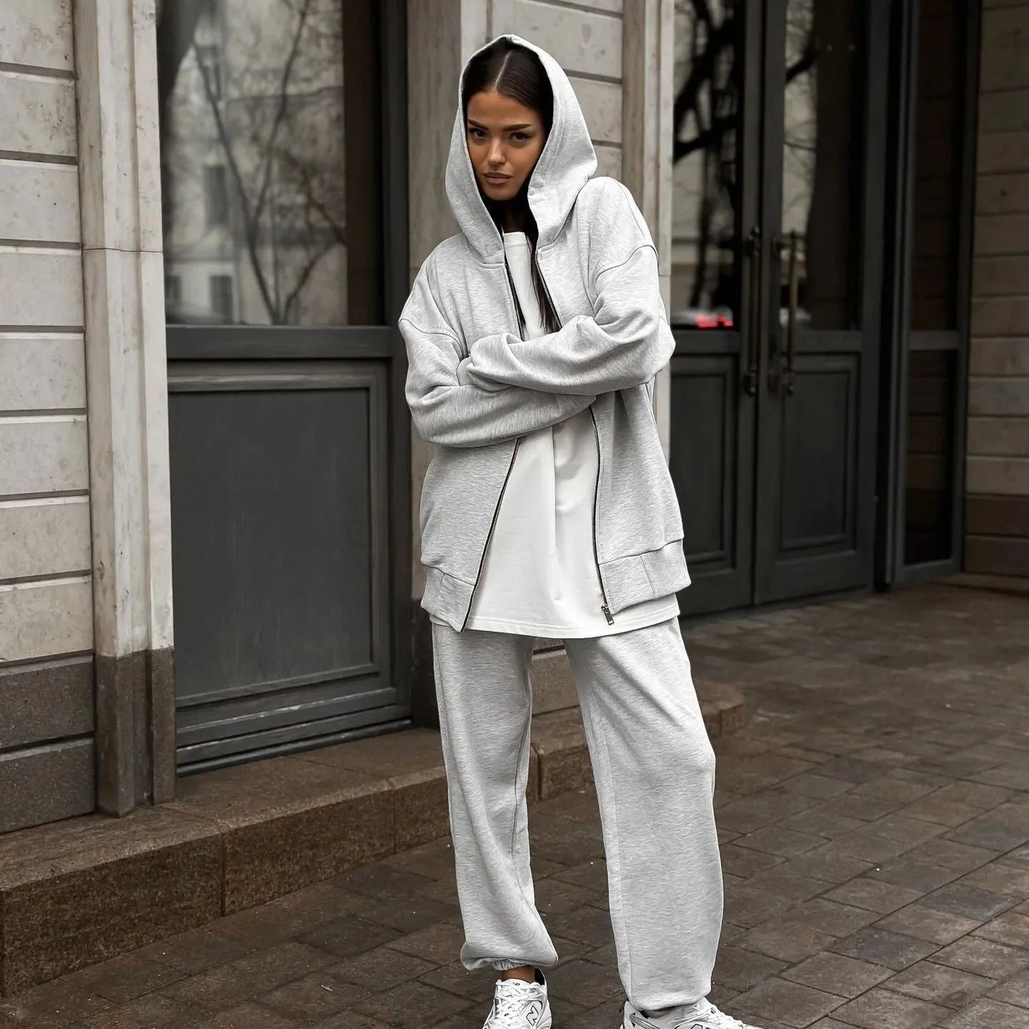 Red loose street style long-sleeved coat and trousers two-piece set on a hanger