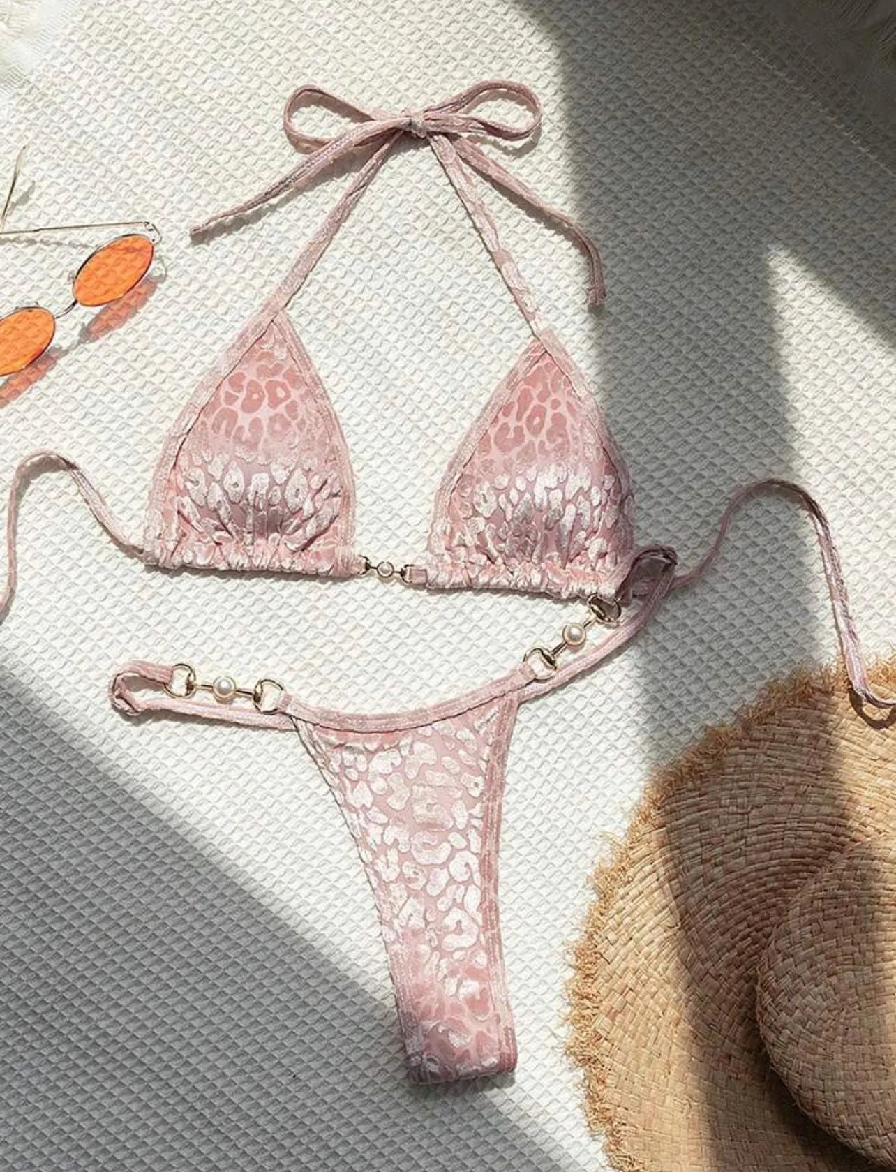 Women's polyester spandex swimwear bikini set with T-shaped pearl leopard pattern in multiple colour options