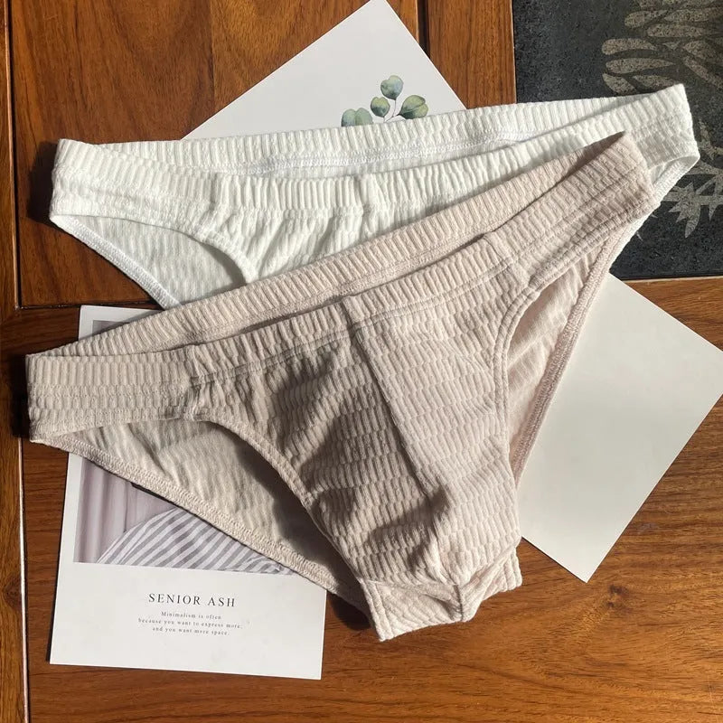 Men's pure cotton triangle underwear briefs in solid colours with mid-waist design