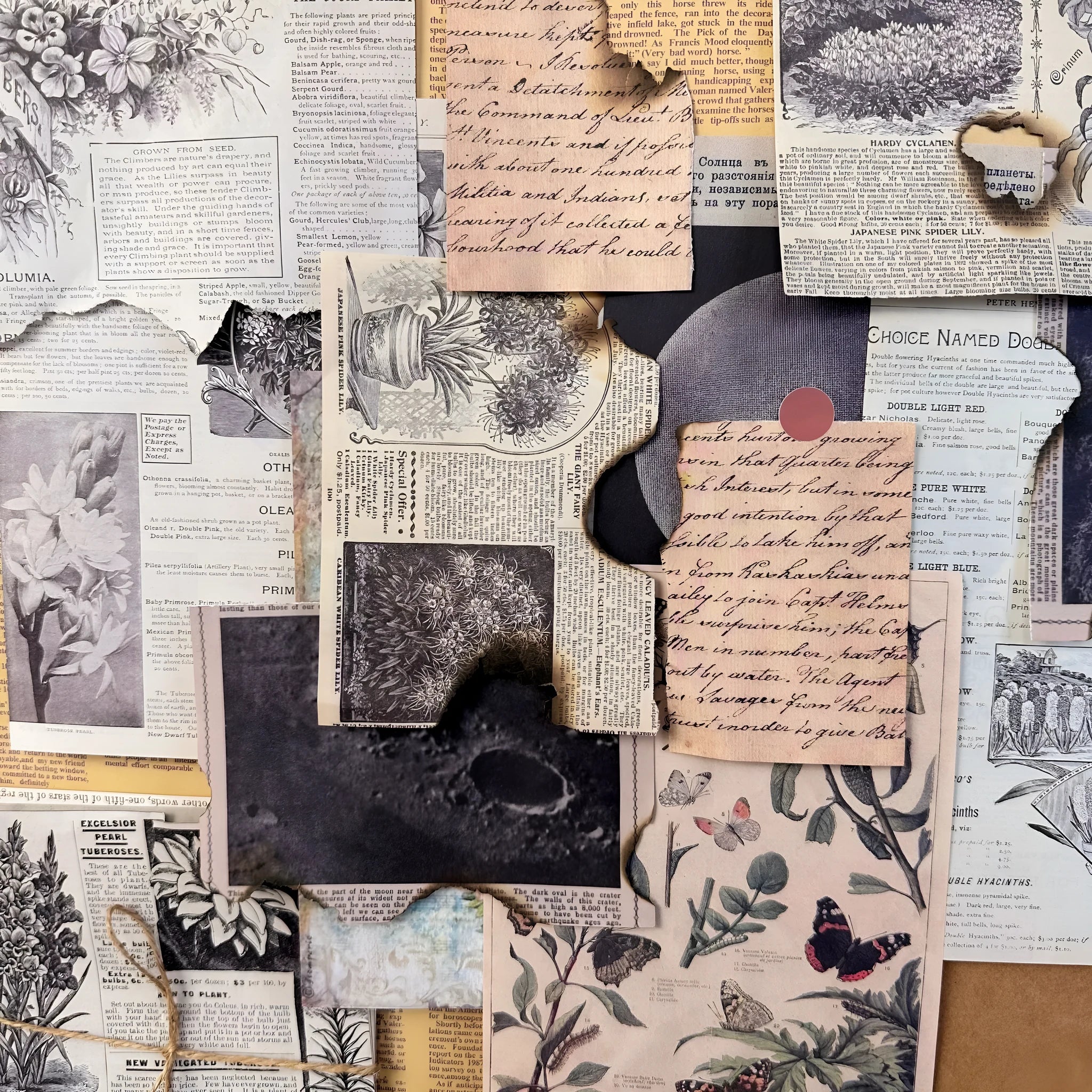 Pack of 30 retro-style scrapbook decoration papers with six different printed designs.