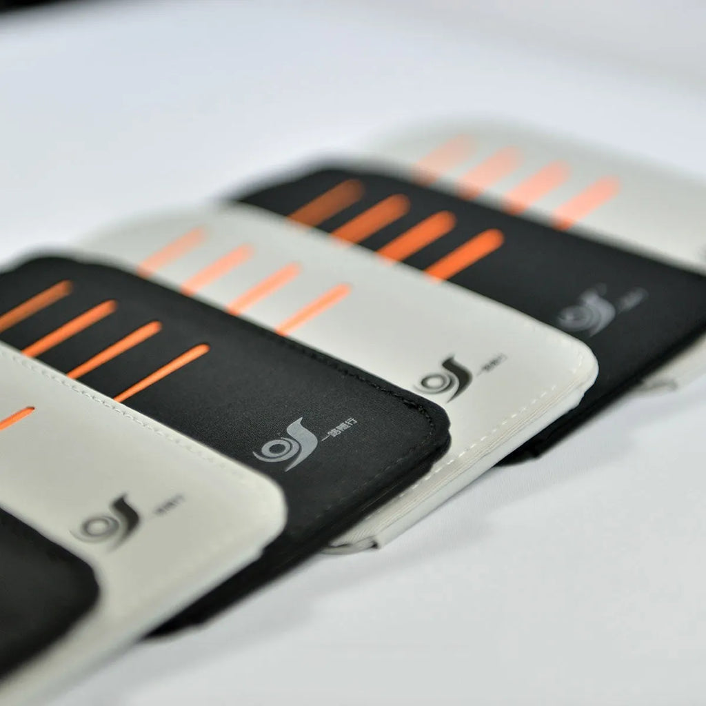 Car sun visor shading panel set showing four rigid panels and a vehicle-mounted storage bag in grey or black